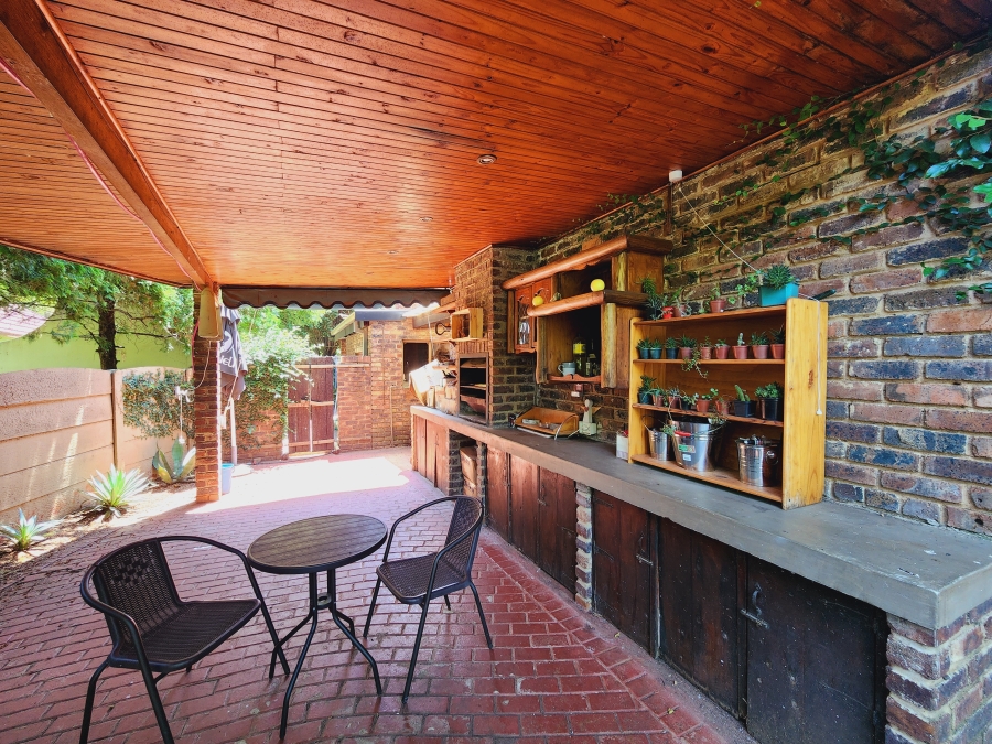 4 Bedroom Property for Sale in Grimbeeck Park North West